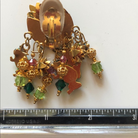 Lunch at the Ritz Frog’s Legs vintage clip on earrings - Picture 8 of 10